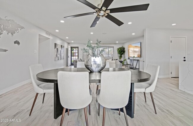 Photo - 11615 N 30th St