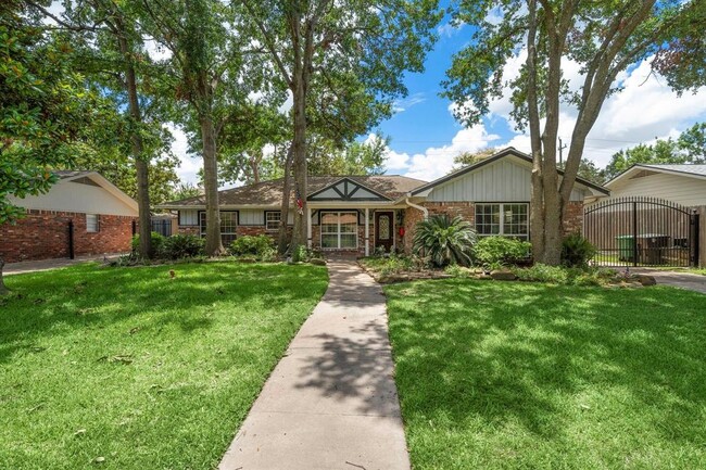 Photo - 7007 Northampton Way House