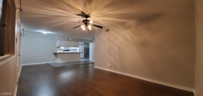 Photo - 3 br, 1.5 bath House - 711 N Birch Ave