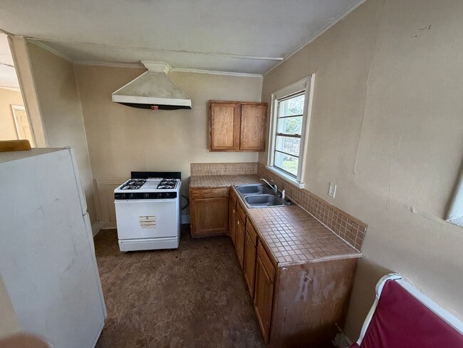 Photo - Cute Two Bedroom Apartment in Highland