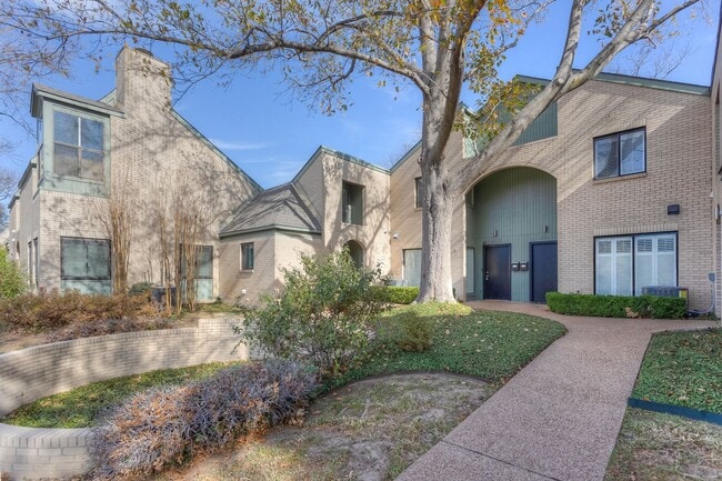 Photo - TCU / Medical District Townhome