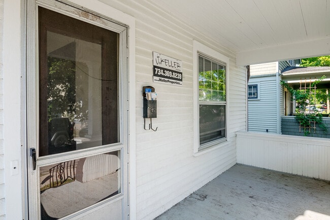 Photo - 112 Adams St
