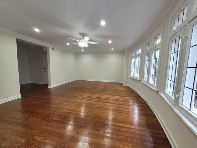 Photo - 7372 N Winchester Ave