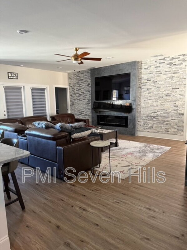 Photo - 3948 Ella Dr