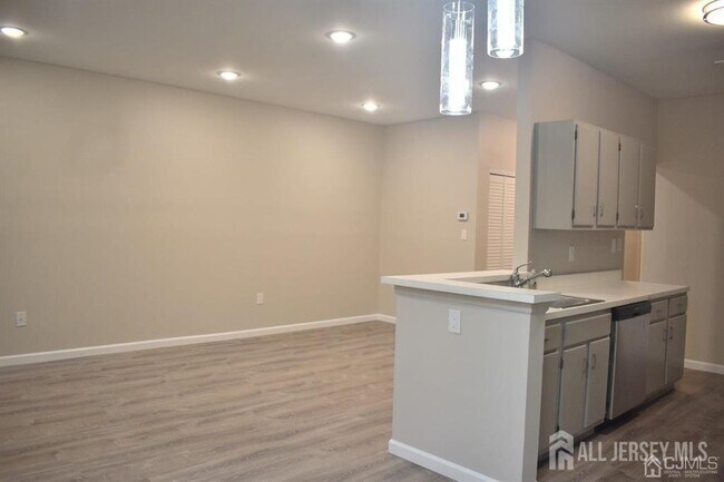 Photo - 3181 Cypress Ct