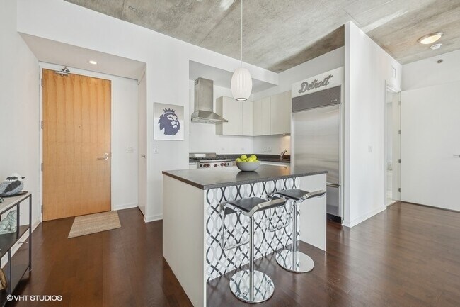 Photo - 600 N Fairbanks Ct Condo Unit 1704