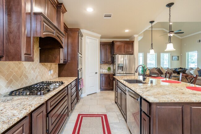 Photo - 7339 Chatham Green Dr