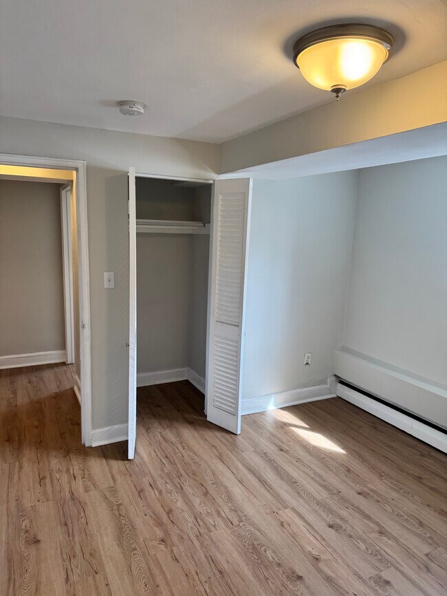 Photo - 63 Selkirk Rd Unit 1