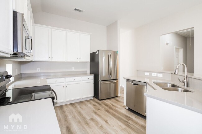 Photo - 2720 Maple Creek Dr