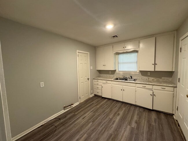 Photo - South Waco 3 Bedroom