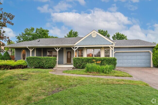 Building Photo - 3-Bed Ranch Retreat in Briargate Just 15 M... Rental