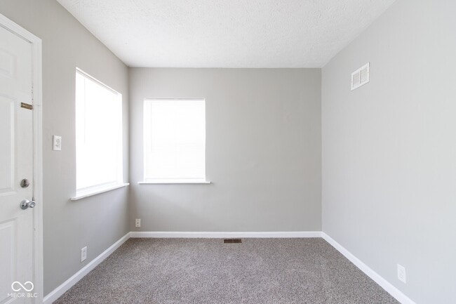 Photo - 61 S 3rd Ave