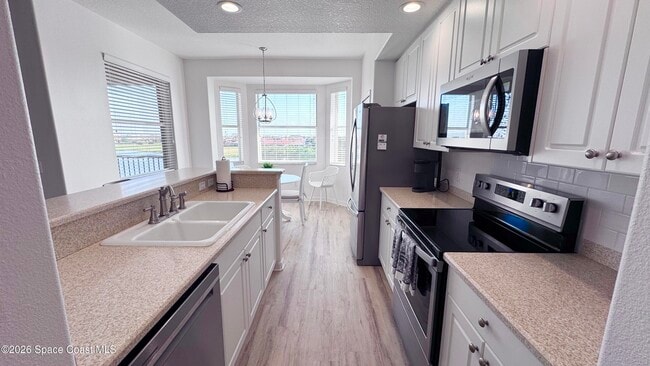 Photo - 6828 Toland Dr Unit 402