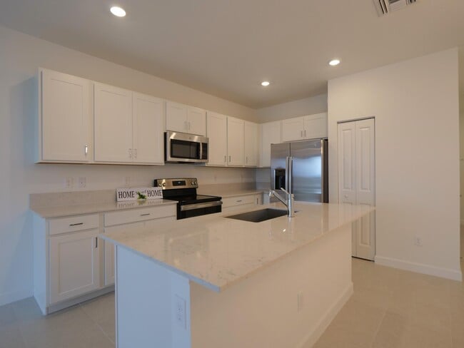 Photo - 206 SE Woodbark St