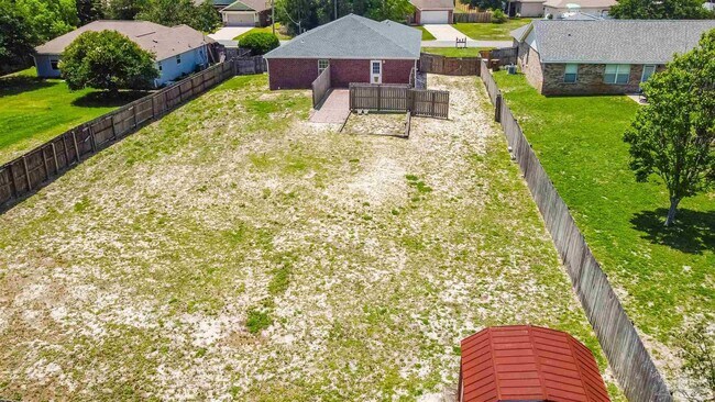 Photo - 2104 Frontera St
