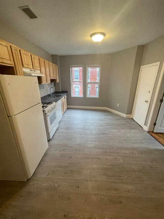 1 Ernst St Unit 2