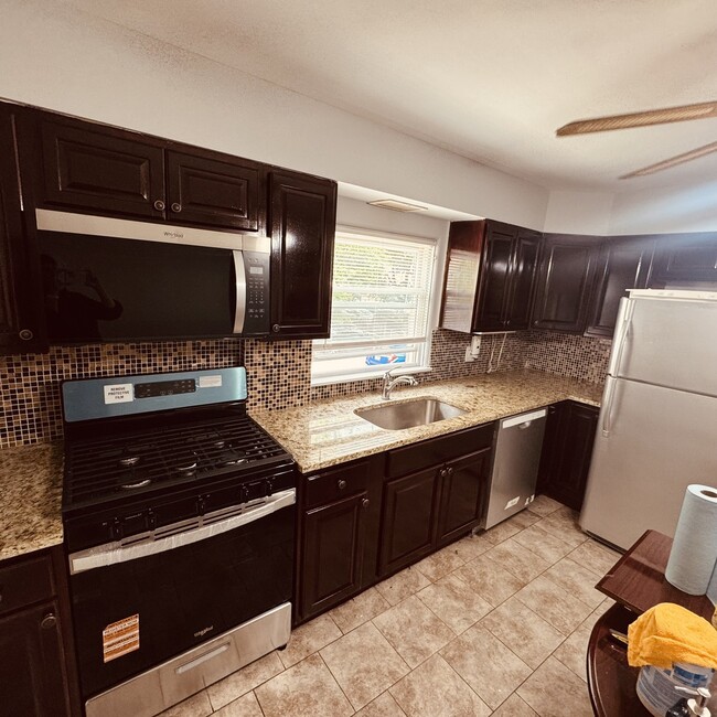 Photo - 5544 N Campbell Ave Unit 1C