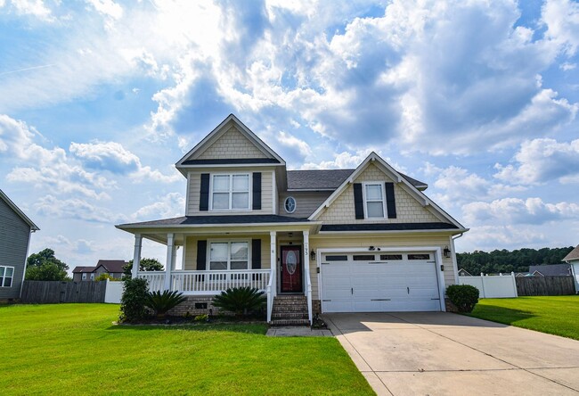 Photo - Coming Soon!! 4 Bedroom 2.5 Bath Nicely Renovated with Updated Fixtures! - No Pets