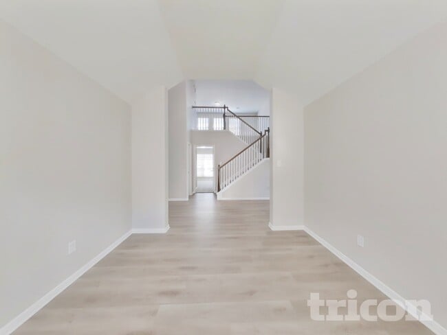 Photo - 6834 Oaken Gate Way