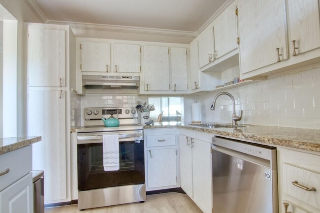 Photo - 4345 Trevi Ct Unit 204
