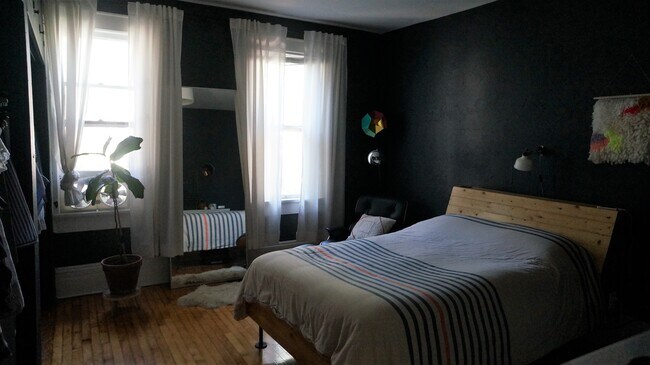 Photo - 1682 N Franklin Pl Unit Lower