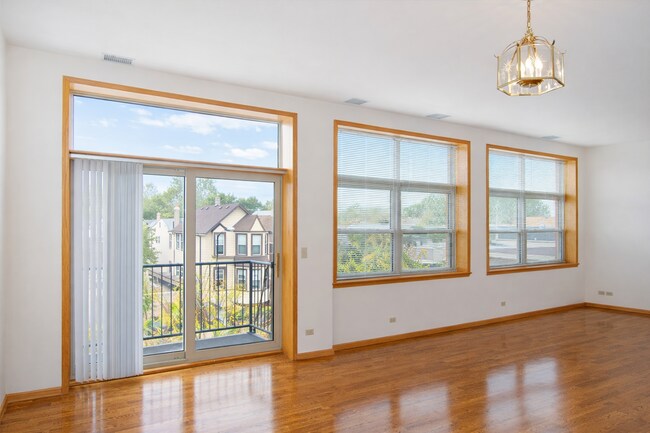 Photo - 2340 W Montana St