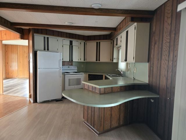 Photo - 215 48th Ave Terrace W
