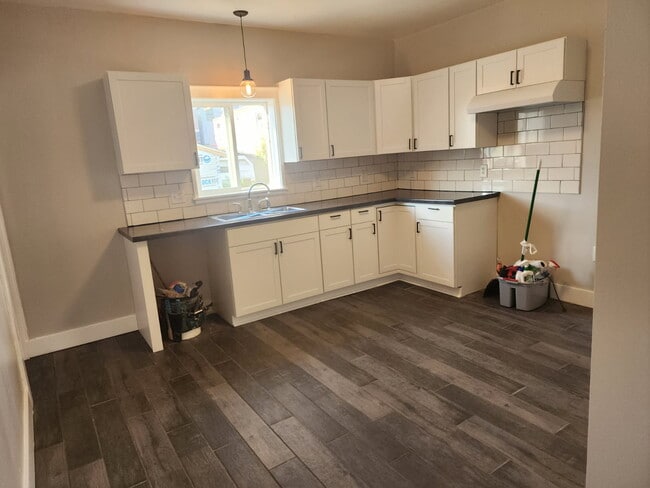 Photo - 523 Jackson St