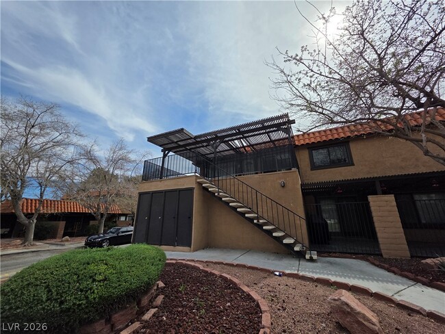 Photo - 6681 Bubbling Brook Dr Unidad D