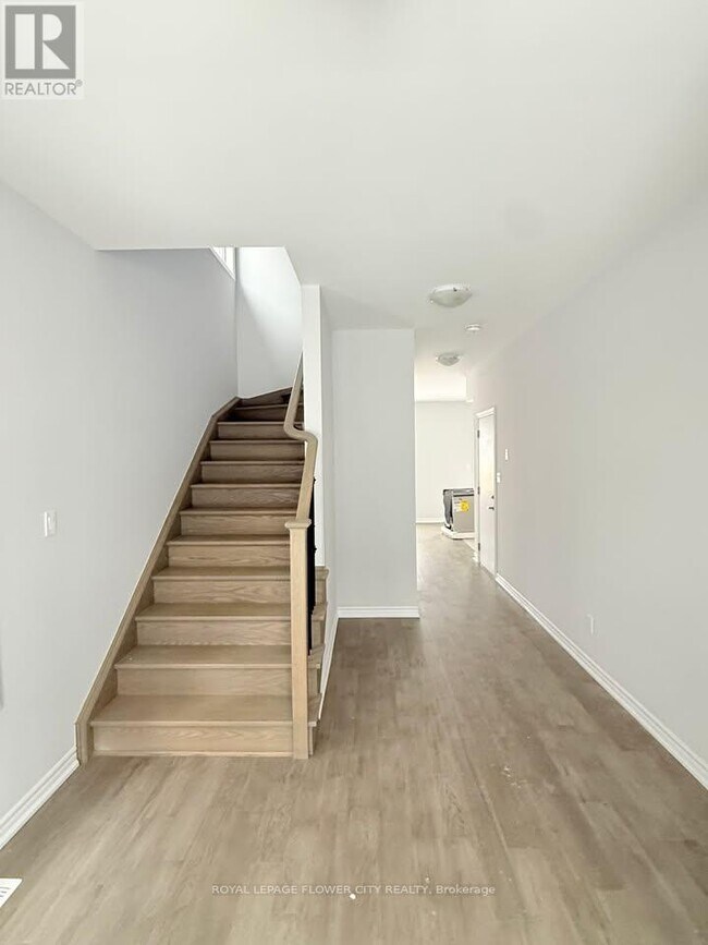 Photo - 5672 Dorchester Rd