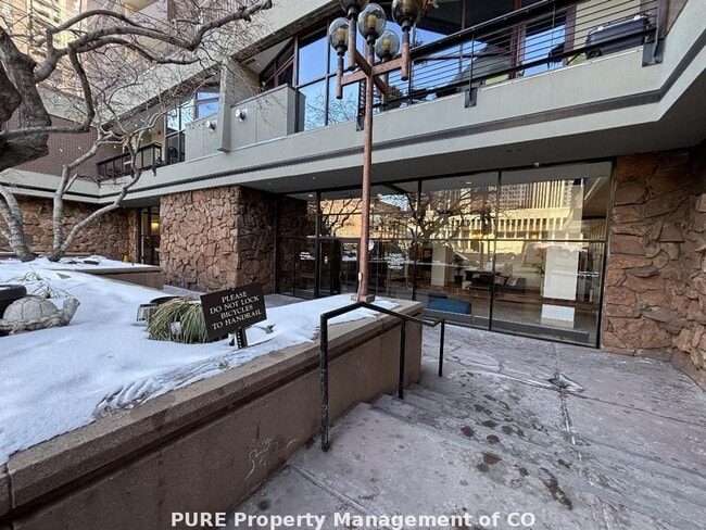 Photo - 1020 15th St