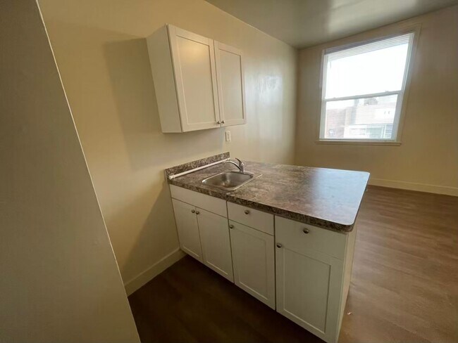 Photo - 44 S 200 E Unit 1