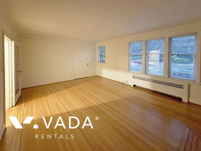 Photo - Devon Manor 2 Bedroom Apartment Rental 4-1... Unit 4