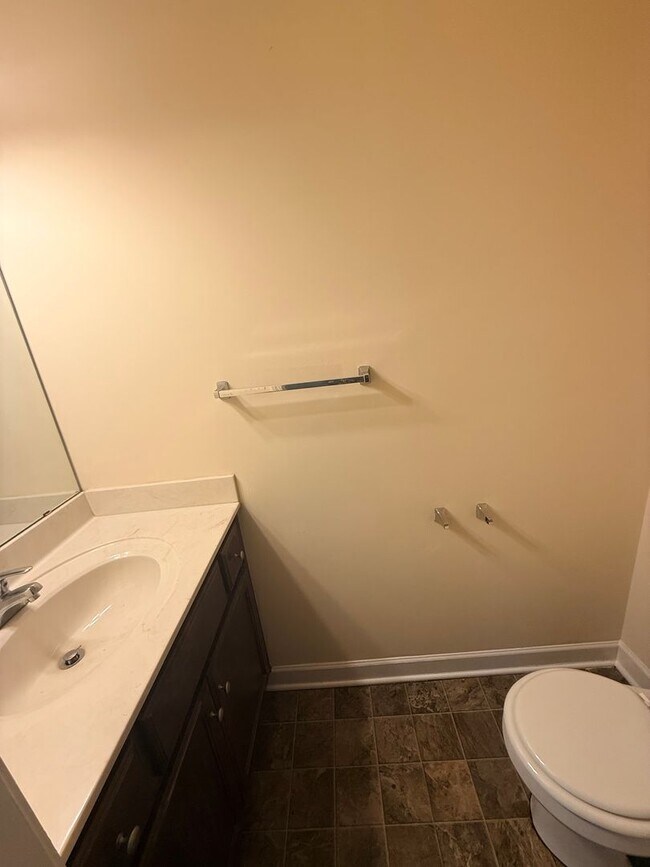 Photo - Great townhouse for quiet family living