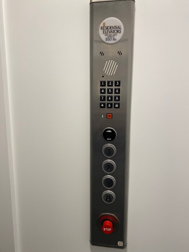 Photo - 1722 Old Brick Rd Unit B