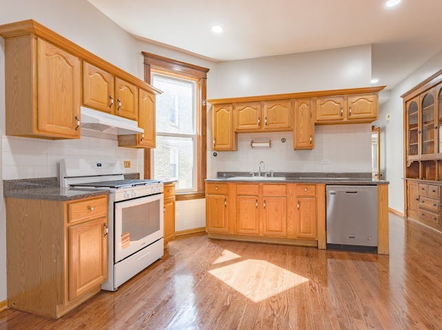 Photo - 2624 W Walton St