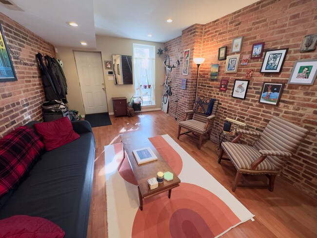 Photo - 450 Federal St