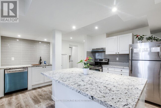 Photo - 562 Winette Rd