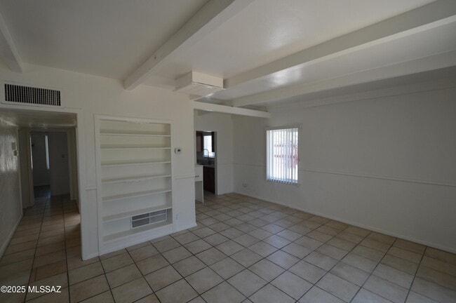 Photo - 2119 N Catalina Ave