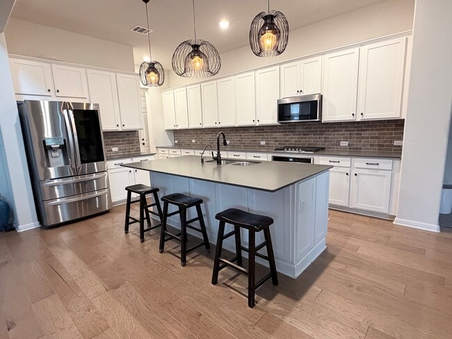 Photo - 7612 Alouette Dr