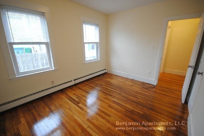 Photo - 15 Taylor St Unit 1