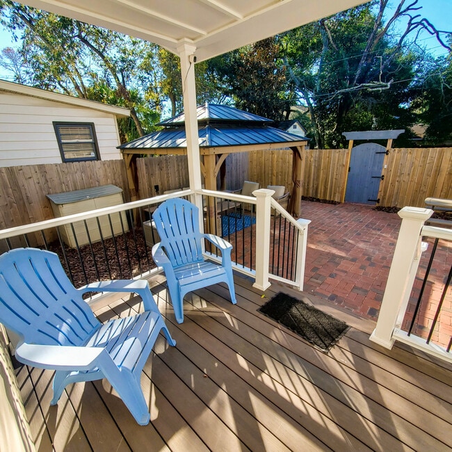 Photo - 407 E 34th St