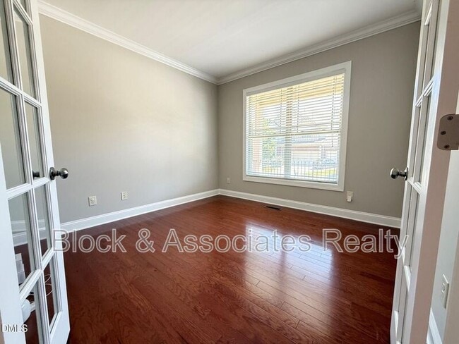 Photo - 1548 Lily Creek Dr