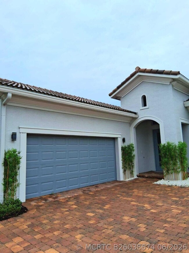 Photo - 22001 SW Tivolo Way