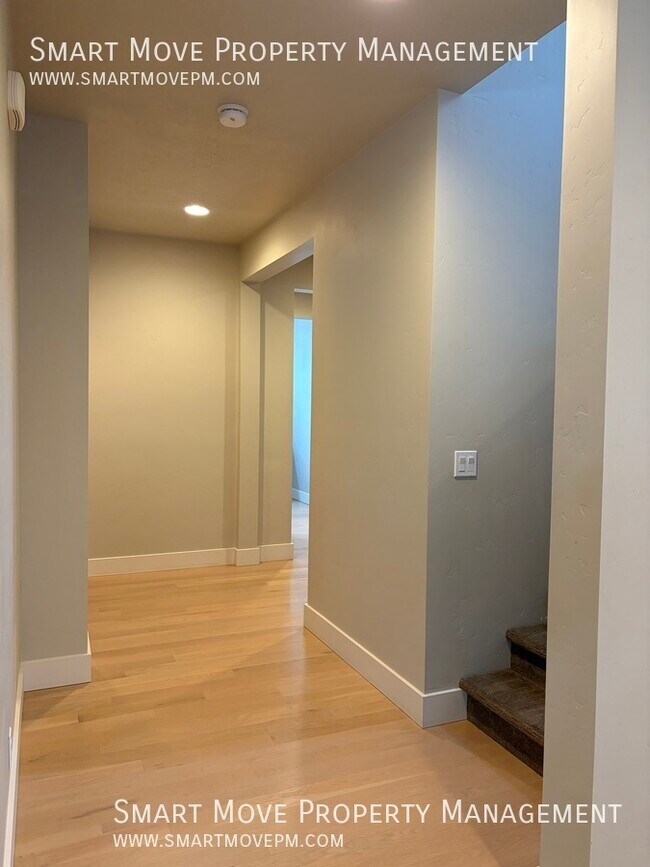 Photo - 2929 E Heartleaf Ln