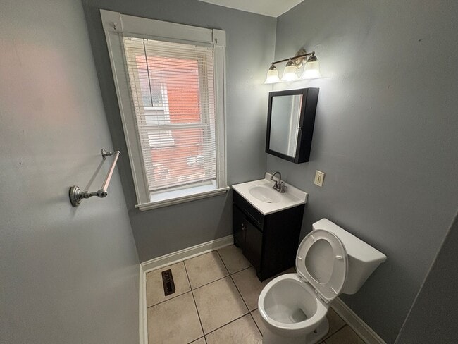Photo - 3008-3010 Henrietta Street Unit 3010-1F