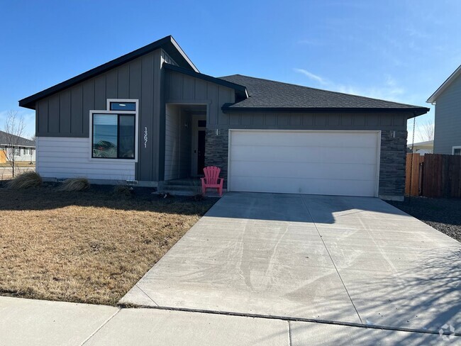 Building Photo - Single level 4 bed 2 bath home in Caldwell ID