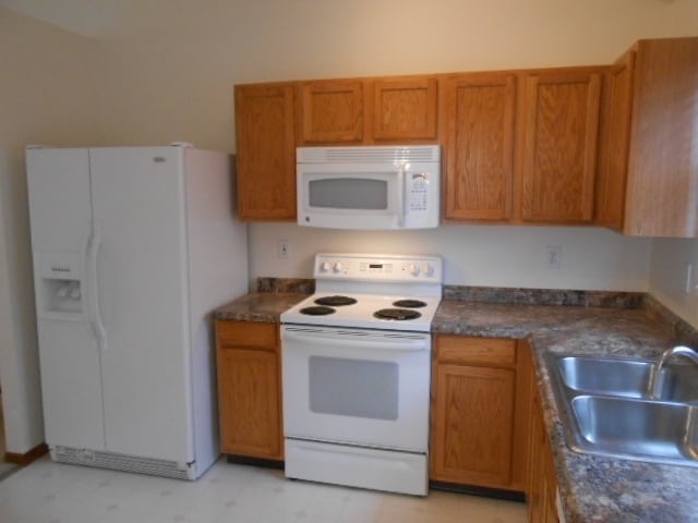 Photo - 2093 Brookbank Dr