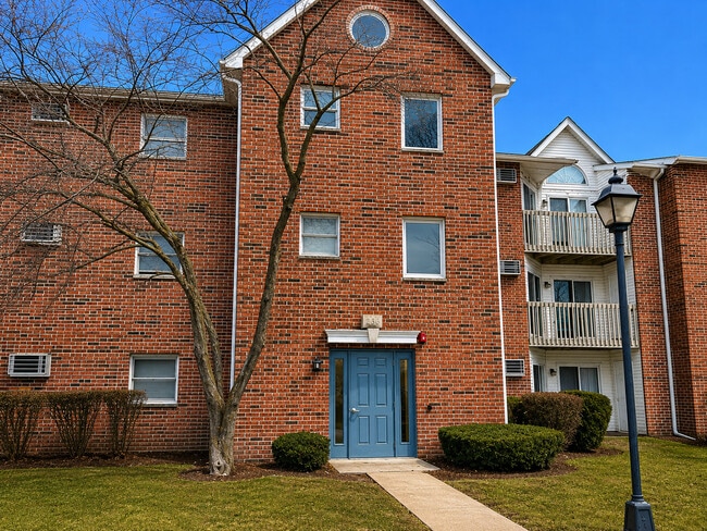 Building Photo - 1343 Cunat Ct Unit 3F