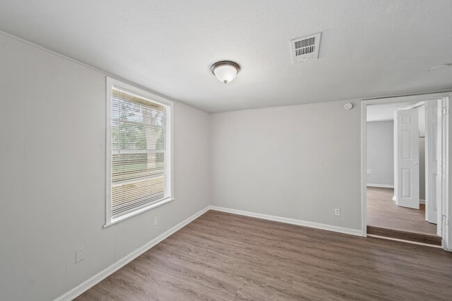 Photo - 1706 California St